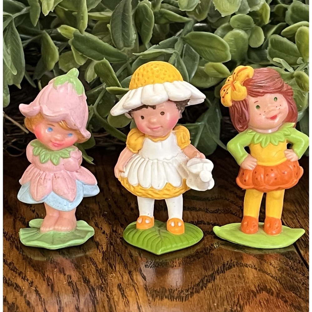 3 Avon Tulip Pixie Figurines Daisy Dreamer Scamper Lilly Blossom Tulip 1983